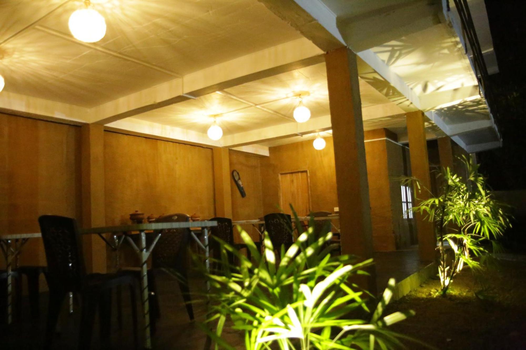 Safari Horizon Udawalawe Bed & Breakfast ภายนอก รูปภาพ