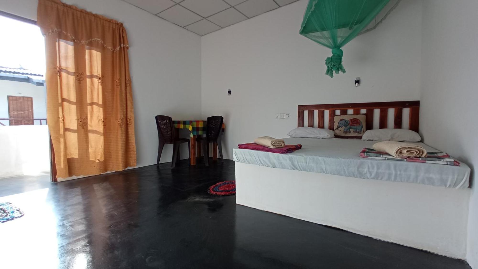 Safari Horizon Udawalawe Bed & Breakfast ภายนอก รูปภาพ